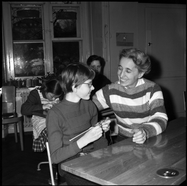 Therapeutic teacher Maria Egg-Benes, Zurich 1960