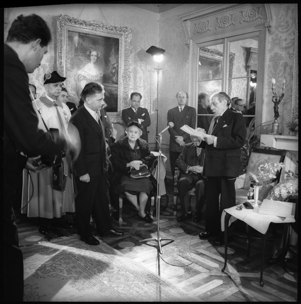 G.-A. Chevallaz, Alfred Cortot at microphone, honorary citizen Lausanne 1959