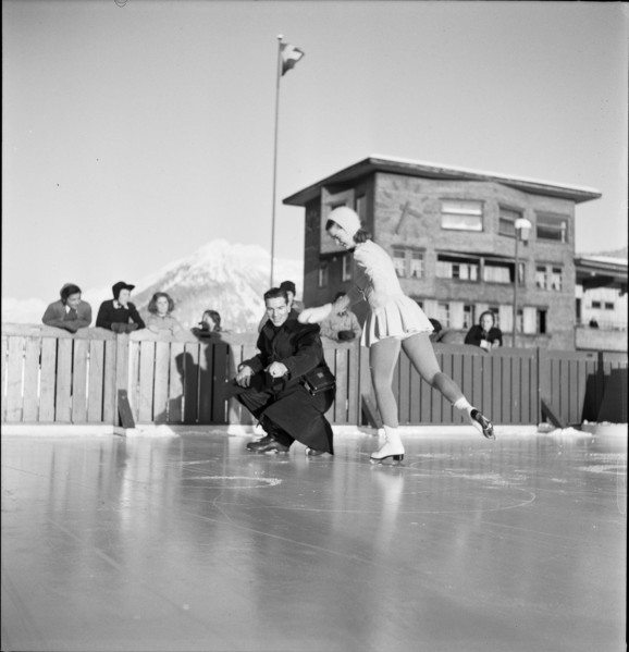 European championship of figure skating in Davos 1947: Barbara Ann Scott.