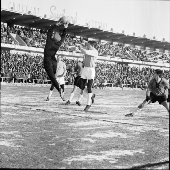 Swiss Cup 1963/64: FC La Chaux-de-Fonds - Young Boys Bern.