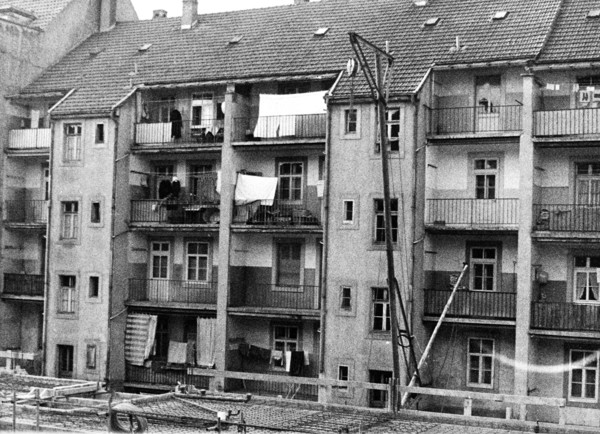 Landlord removes windows and doors to get rid of no longer welcomed tenants, Basle 1959.