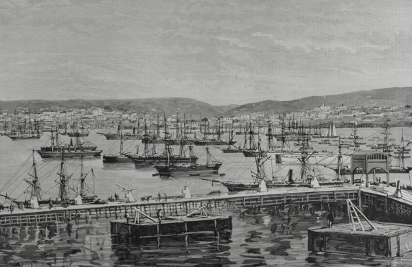 Valparaiso, Chile. Panoramic view of the port and the city, from the unloading pier. Engraving by
