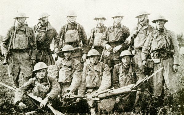 A captured German machine gun. This was a brand new gun captured by Americans in the St. Mihiel