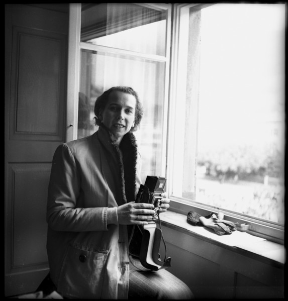 Ex-queen Marie Jose of Savoy visits the voter's meeting in Glarus, 1949.