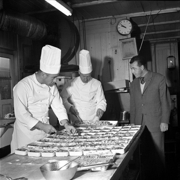 Swissair Cooks, 1960.
