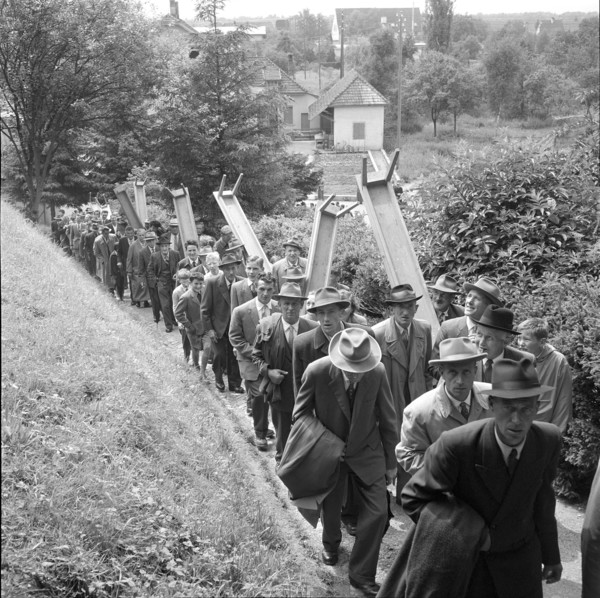 Fricktal; Protest against damages by fluorine; 1958.