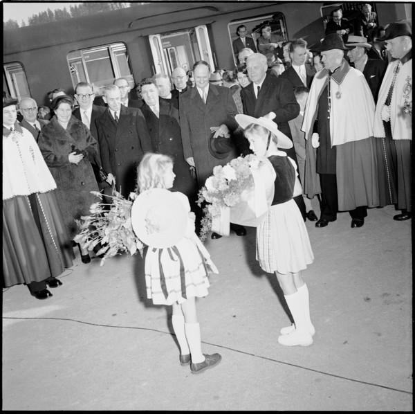 Reception of member of Federal Council Paul Chaudet, 1954.