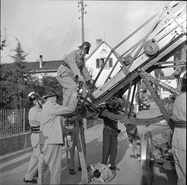 War fire brigade;  fire ladder, 1939.