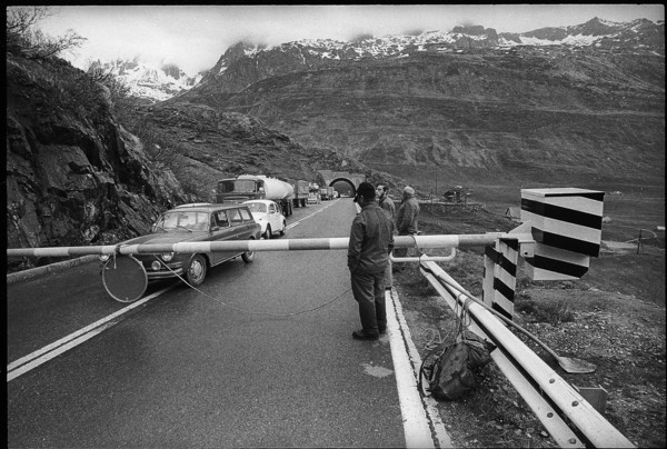 Season opening of Gotthard pass road, barrier near Hospenthal 1971.