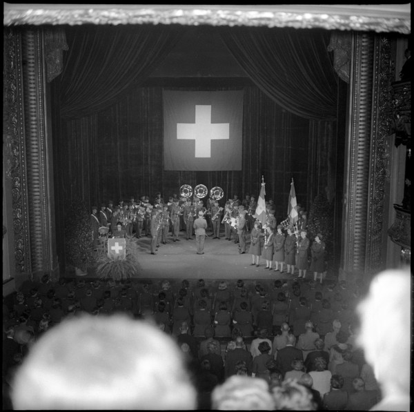 March music  to jubilee of Swiss women's military service, Berne 1965.