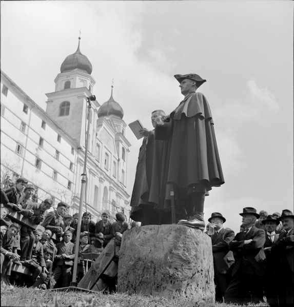 Voter's meeting Disentis 1941