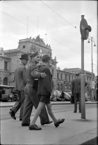 After WW2: American soldier in Zurich, 1945