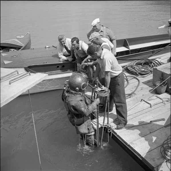 After WW 2: recovery of a US bomber, train 1952