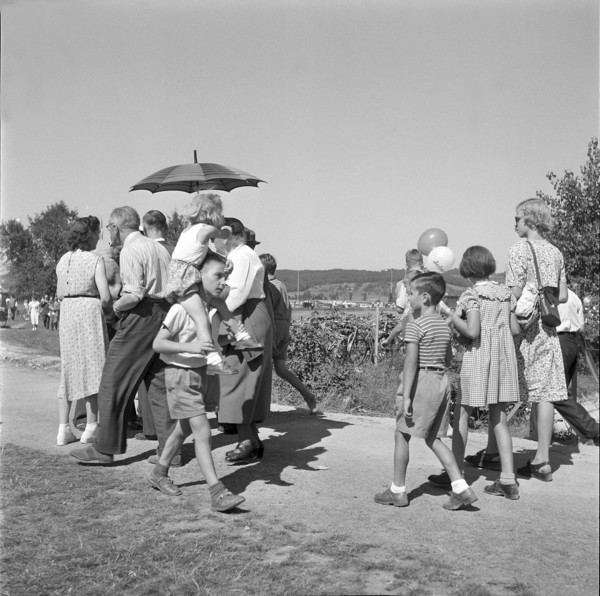 Spectators at aviation show, Zurich-Kloten airport 1953