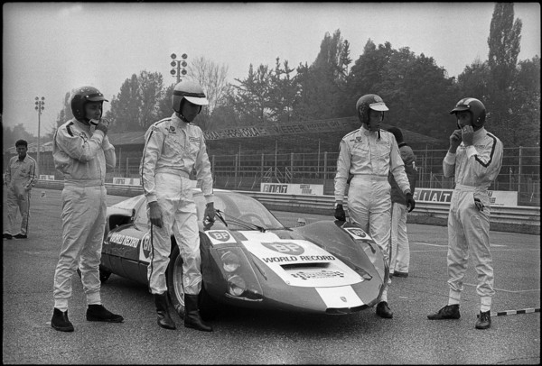 That day Jo Siffert and his team set 5 world hour records