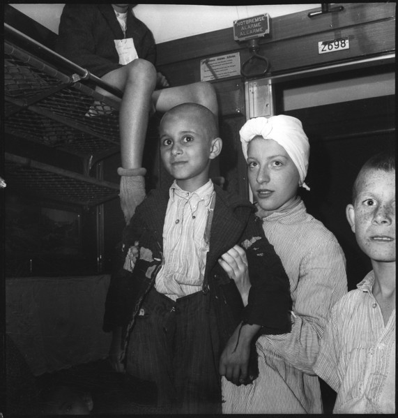 Refugees from Second World War; Children from Serbia; 1942