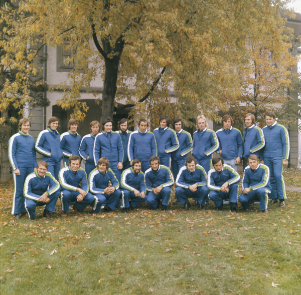 Skiing WC in St Moritz 1974: Fitting out of the Swiss Team