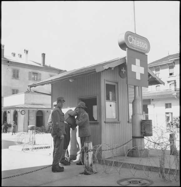 Swiss border in Chiasso, end of war, 1945