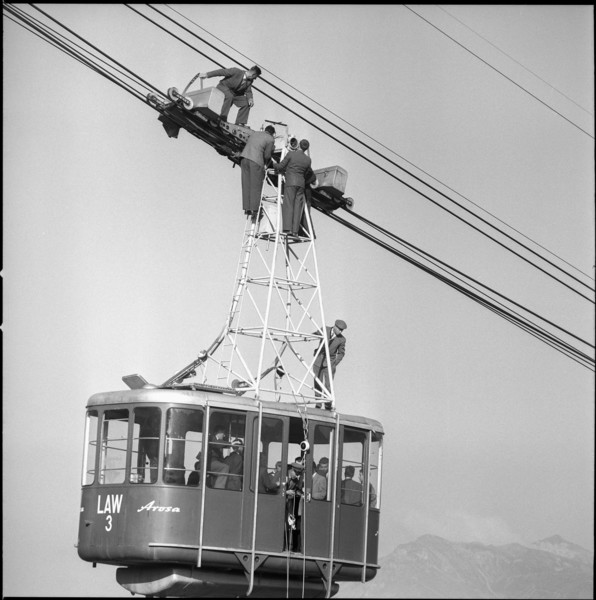 Rescue exercise cableway Arosa-Weisshorn 1959