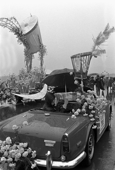 Procession at the Fêtes de Genève, 1968