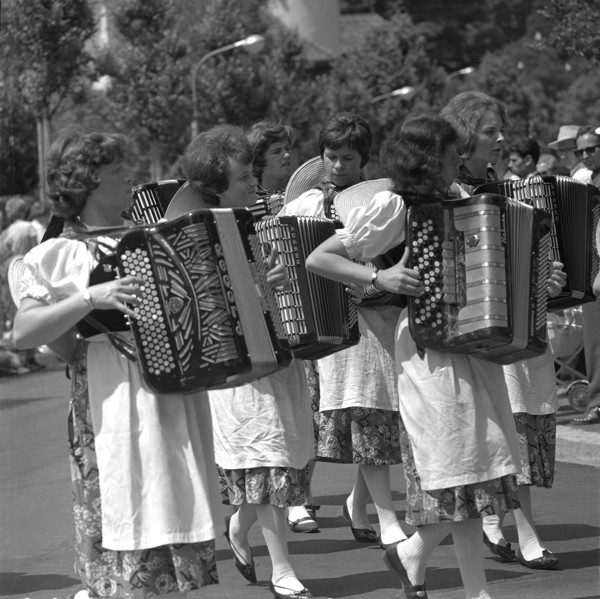 Procession at harmonica world festival in Lucerne, 1964