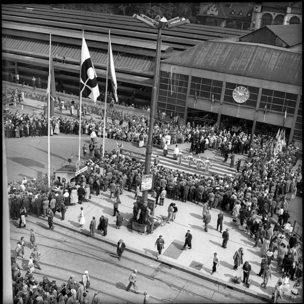 Opening of the SAFFA, 1958