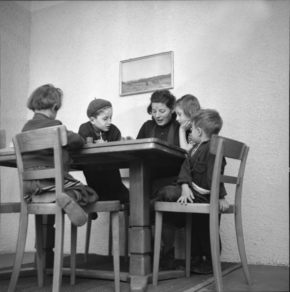 Hungarian children playing at Hasenberg 1956