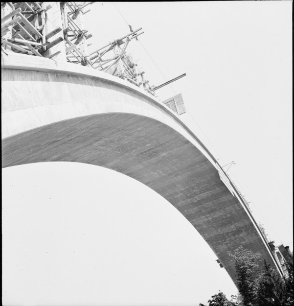 The railway bridge under construction, Berne 1939