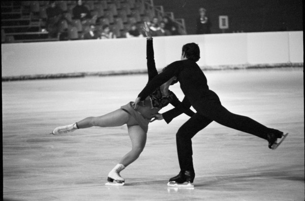 EC in Zurich 1971: European champions Irina Rodnina - Alexei Ulanov