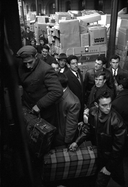 Guest workers return home for Christmas, 1964