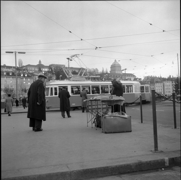 Street vendors on New Year's Eve in Zurich, 1954