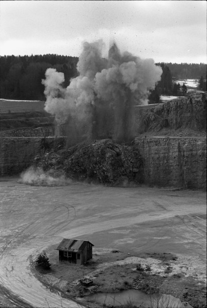Blasting of a limestone bank, Mellikon quarry 1970