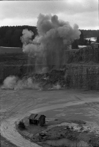 Blasting of a limestone bank, Mellikon quarry 1970