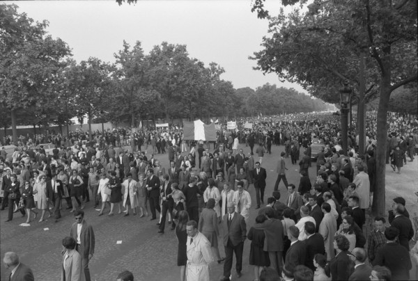 Student riots in Paris in 1968