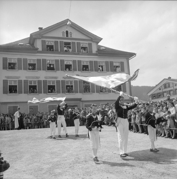 Appenzell: Flag wavers at the Landsgemeinde 1957