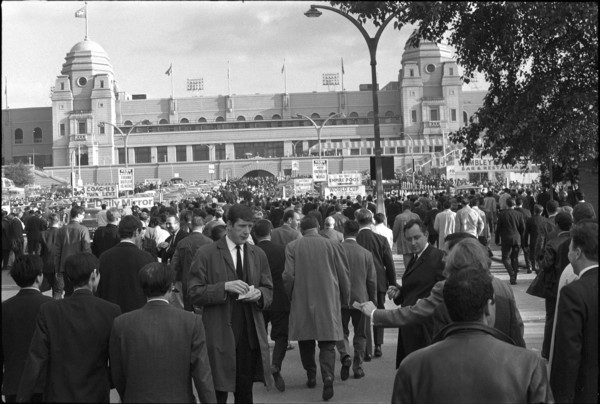 1966 World Cup semifinal in England: Spectators in front of Wembley Stadium