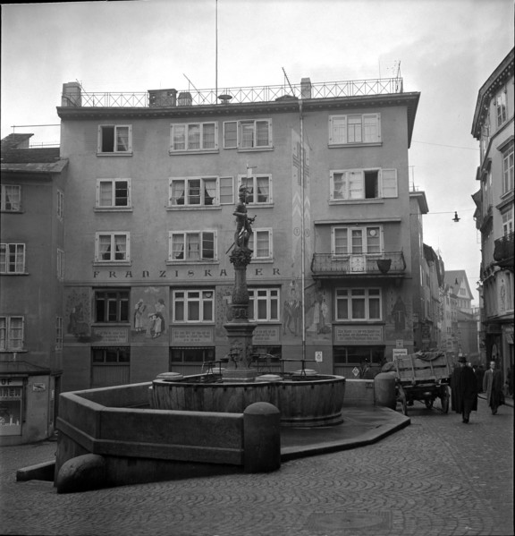 Stüssihofstatt; Franciscans; 1941