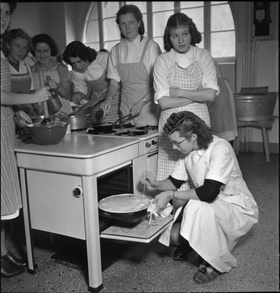 Women in World War II; Women's Work School; 1939