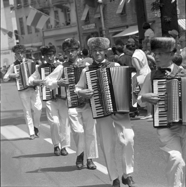 Parade at the Harmonica World Festival in Lucerne, 1964