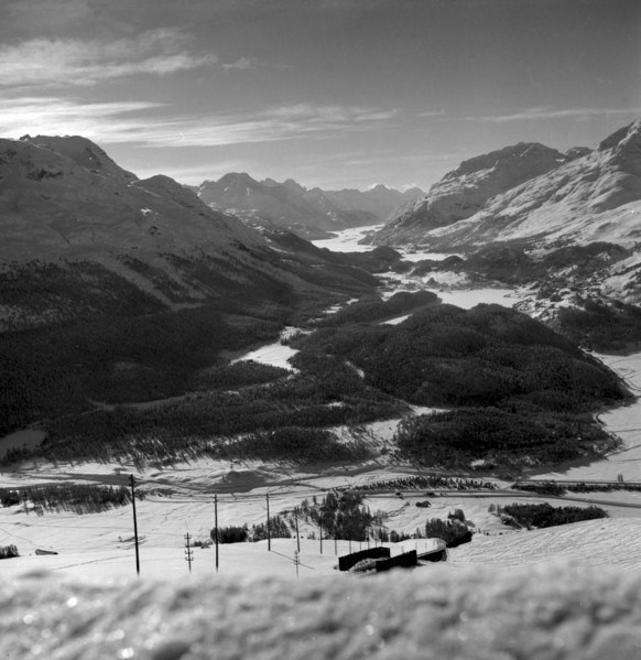 Lucens nuclear power station, 1965