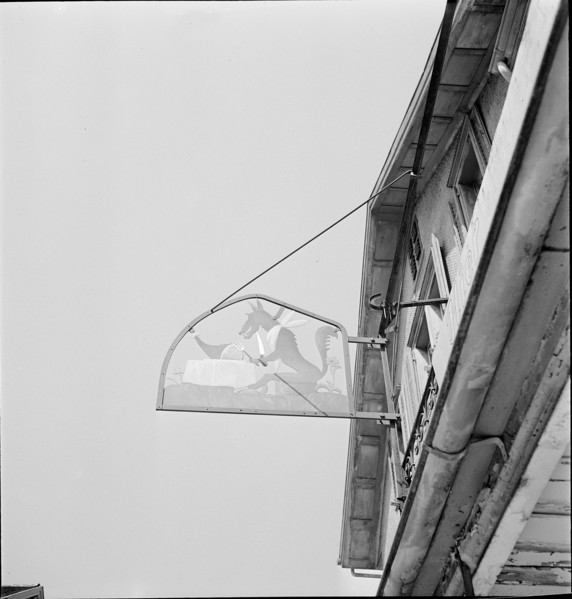Erstfeld, Inn sign of the Hotel Hof; 1942