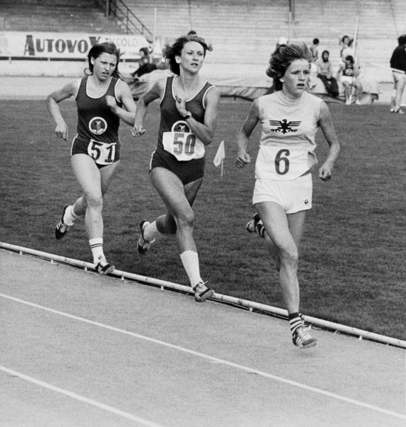 Angelika Kreuzer