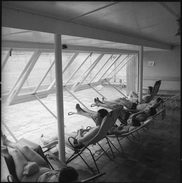 Zurzach Thermal Baths, relaxation room; 1956
