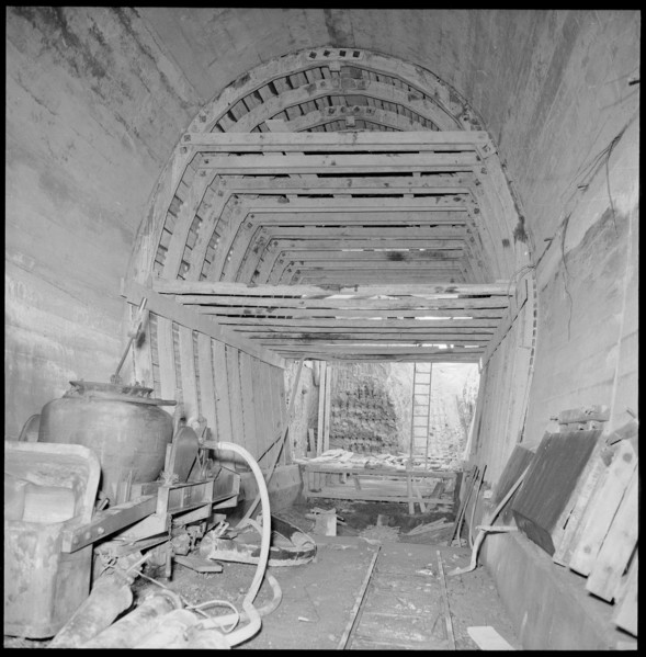 Tunnel to the new freight station in La Praille/Geneva, 1957