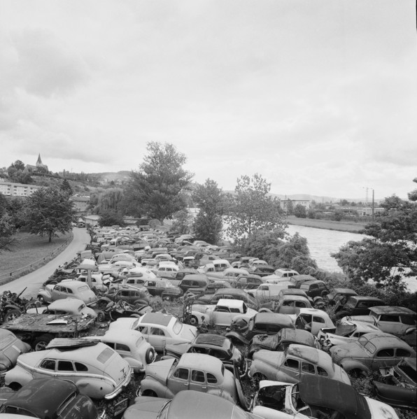 Car demolition Tognazzo, 1960