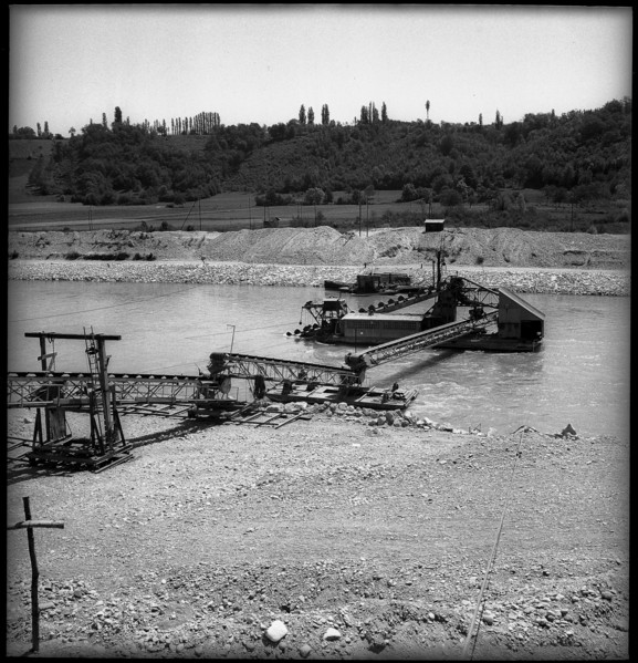 Verbois power plant construction site 1942