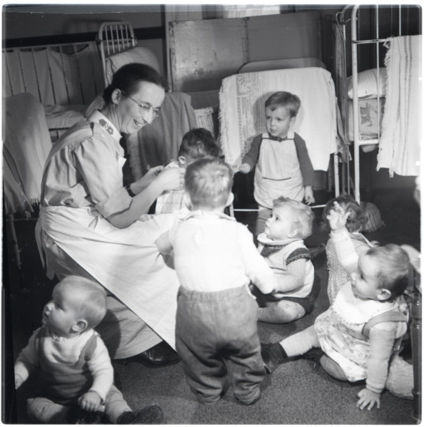 Children in the Sonnegg children's home