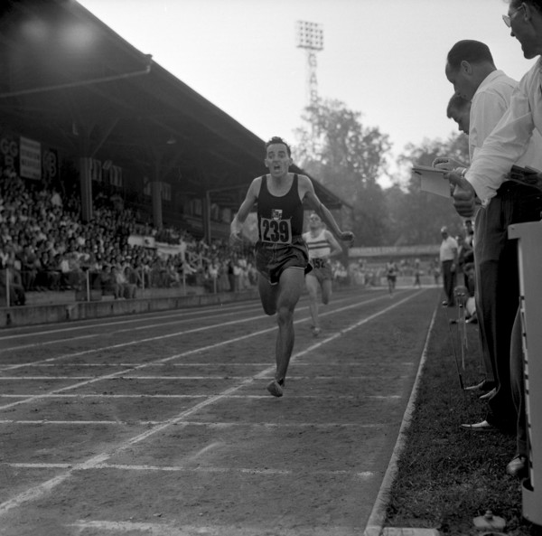 Athletics swiss championships 1958 Zurich, ladies finals discus: Bolliger wins