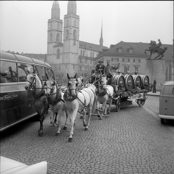 Propaganda campaign for fresh grape juice in Zurich, 1959.