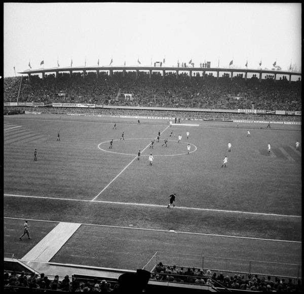 WC qualifier 1957: Switzerland - Spain.